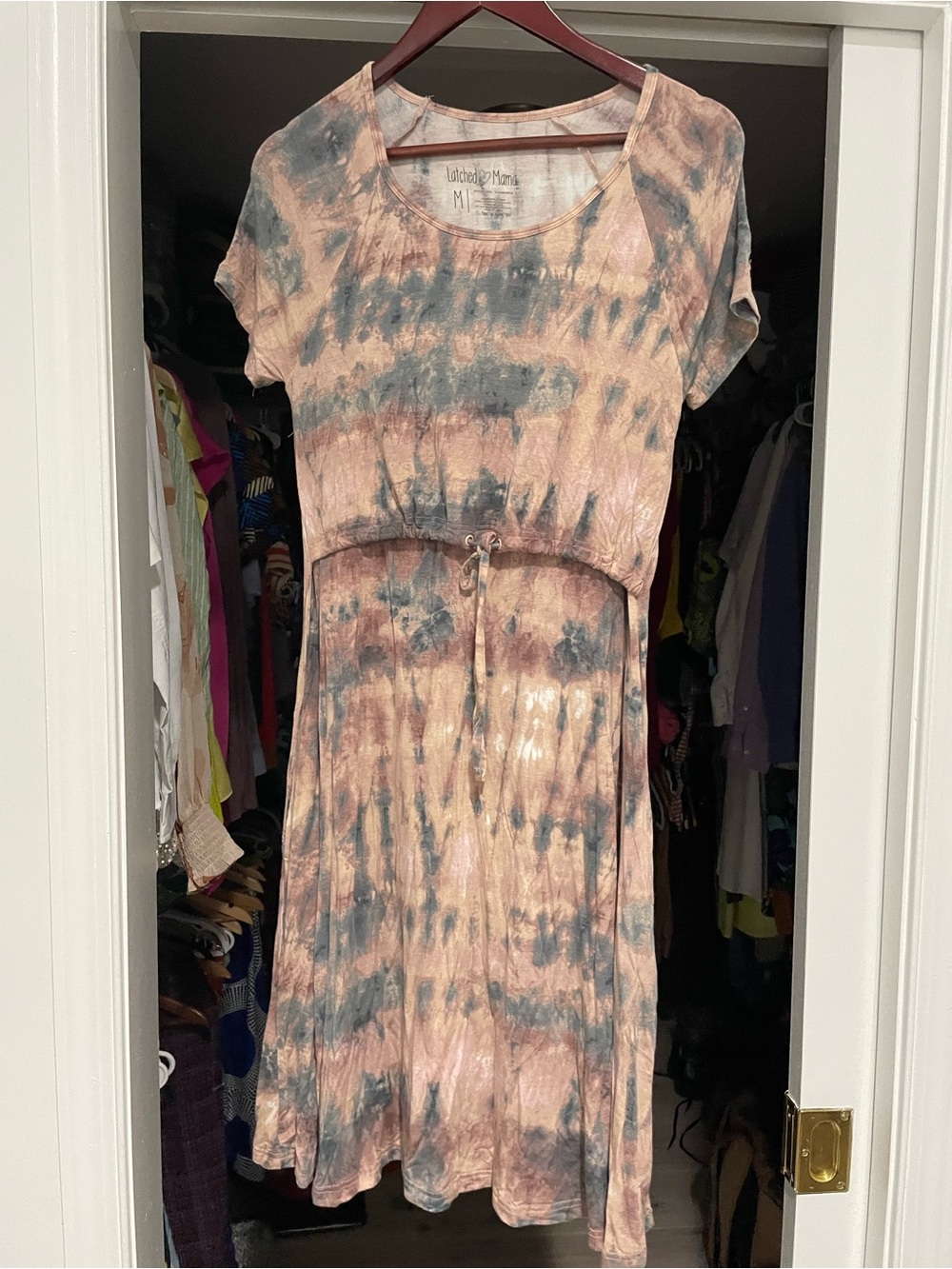 Latched Mama Sz M Tie-Dye Peach & Slate Maternity Dress